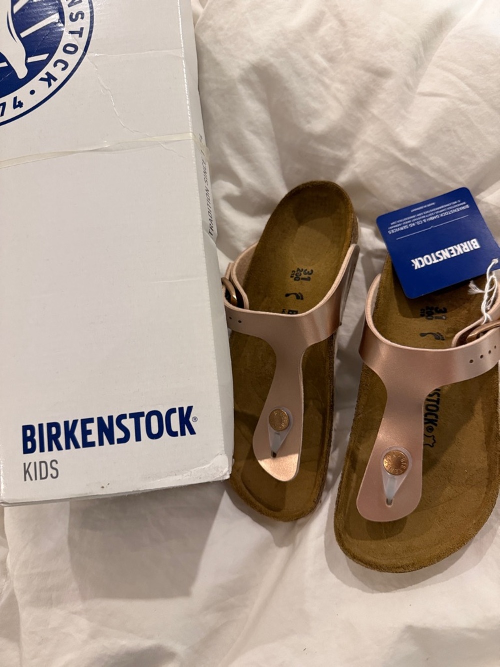 Birkenstock Kids Metallic Rose Gold Gizeh Thong Sandals